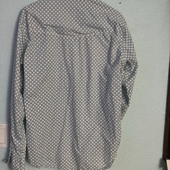 Wrangler button up. Medium. Like new! - Picture 2 of 3